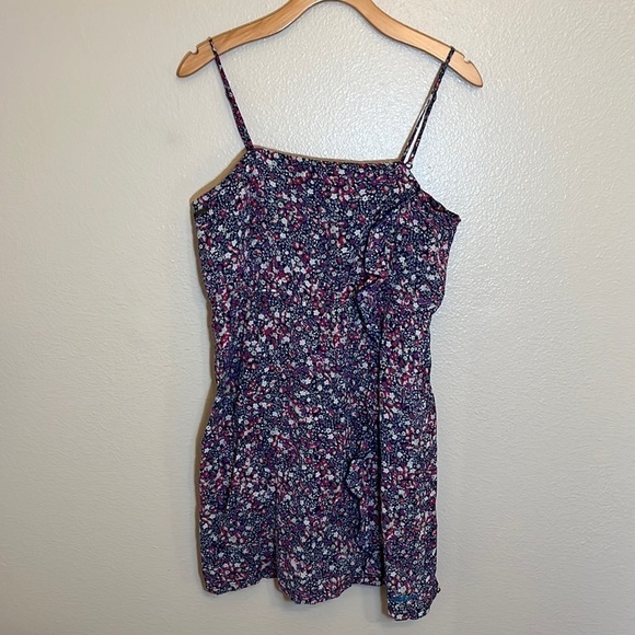 Billabong Dresses & Skirts - BILLABONG Floral Mini Spaghetti Strap Sundress